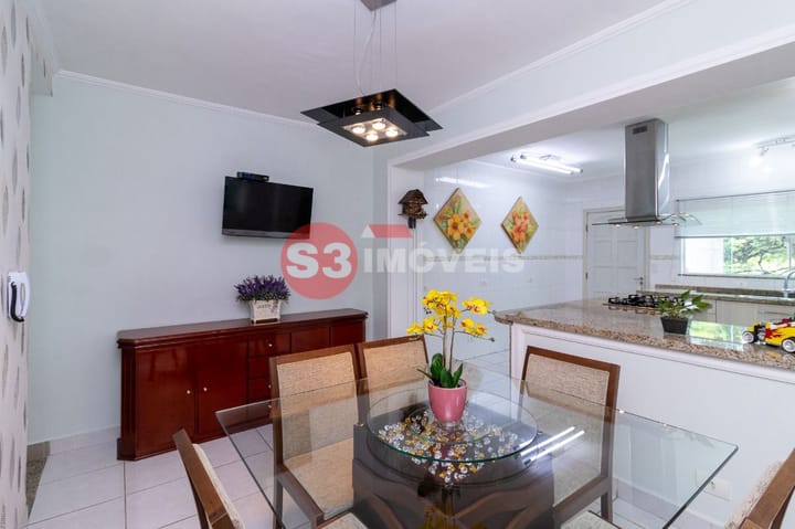 Casa à venda com 3 quartos, 168m² - Foto 12