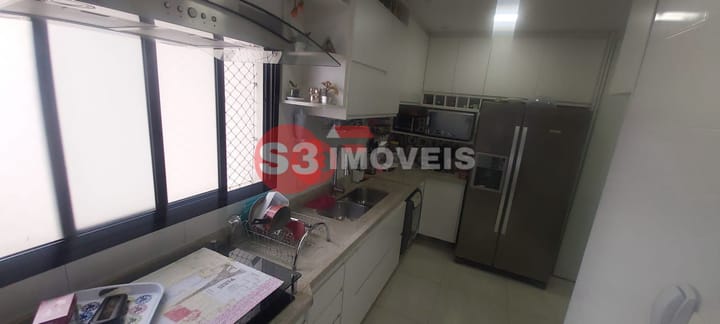 Apartamento à venda com 3 quartos, 107m² - Foto 23