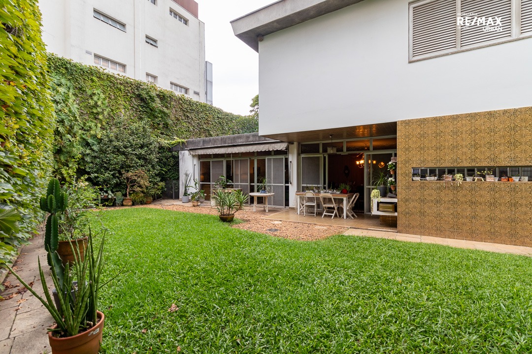 Casa à venda com 4 quartos, 317m² - Foto 3