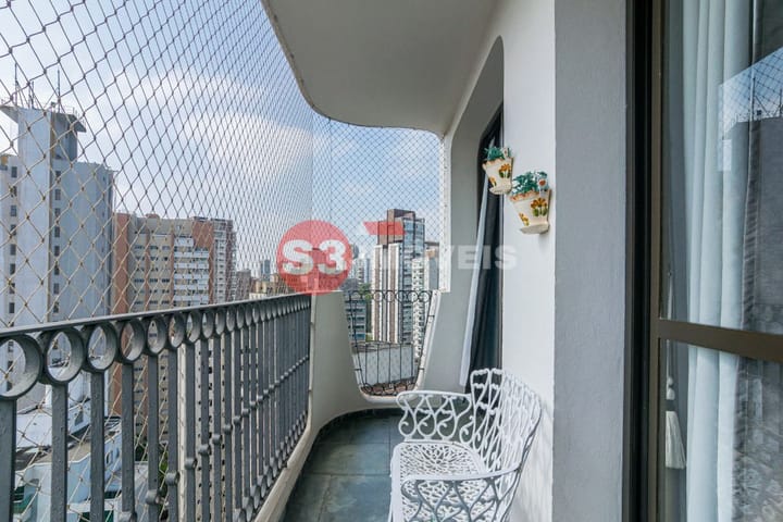 Apartamento à venda com 3 quartos, 177m² - Foto 7