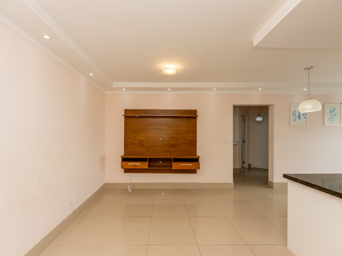 Apartamento à venda com 3 quartos, 75m² - Foto 2