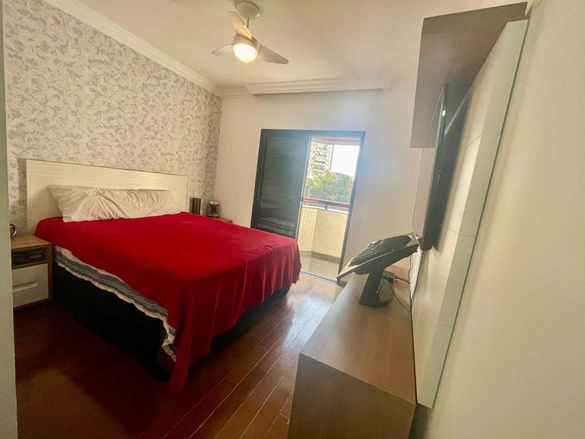 Apartamento à venda com 3 quartos, 165m² - Foto 13