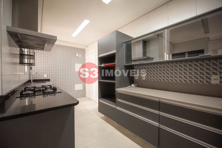 Apartamento à venda com 3 quartos, 134m² - Foto 8