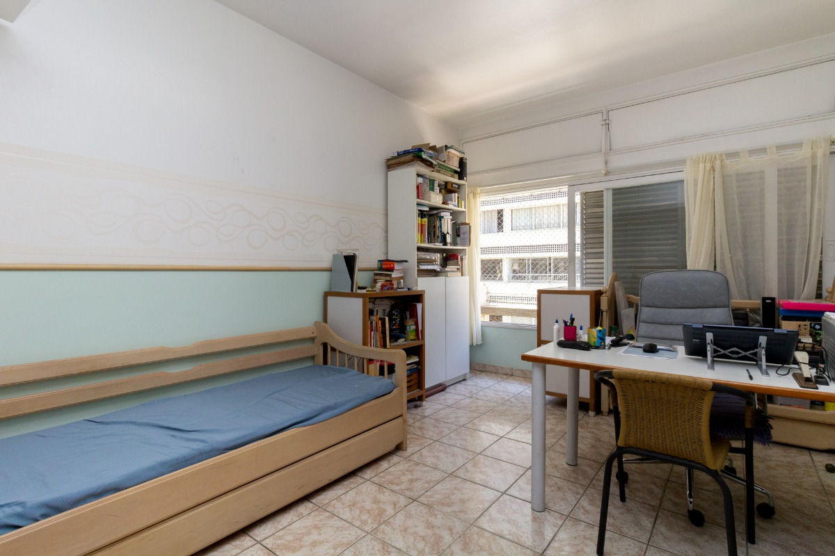 Apartamento à venda com 3 quartos, 180m² - Foto 20