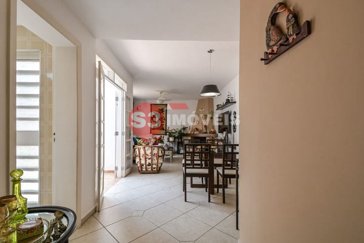 Casa à venda com 3 quartos, 190m² - Foto 14