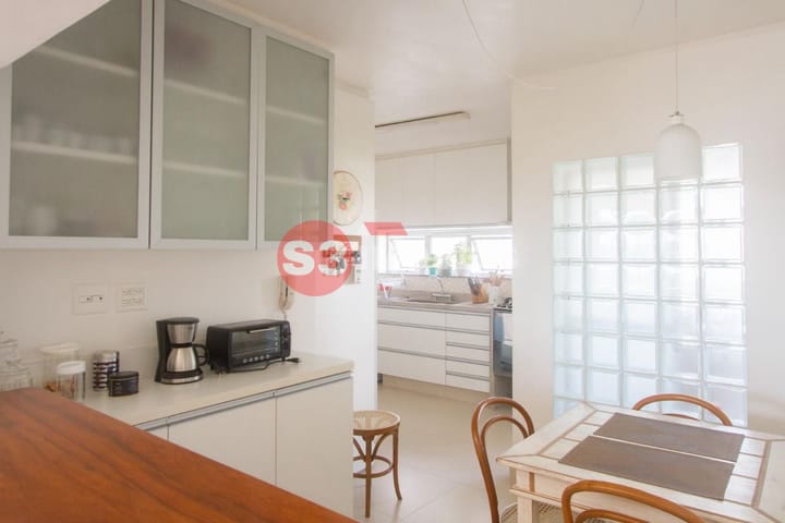 Apartamento à venda com 3 quartos, 121m² - Foto 23