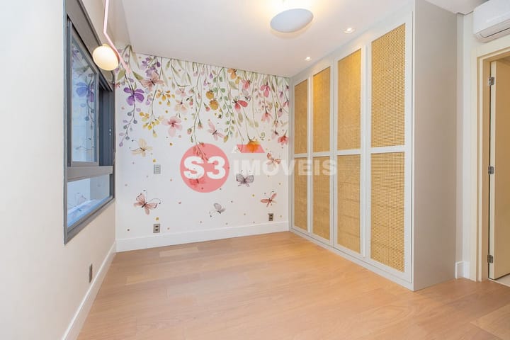 Apartamento à venda com 3 quartos, 244m² - Foto 17