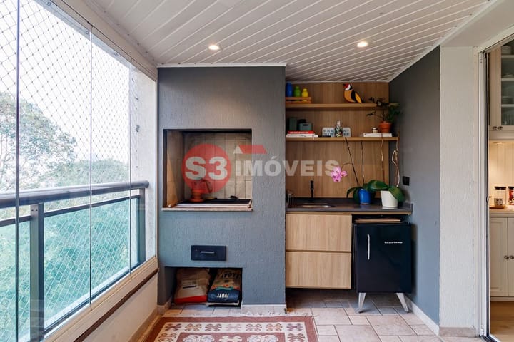 Apartamento à venda com 3 quartos, 225m² - Foto 9