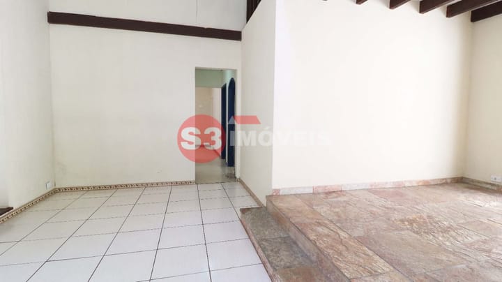 Casa à venda com 2 quartos, 140m² - Foto 7