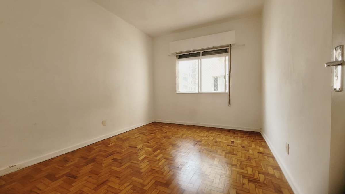 Apartamento à venda com 3 quartos, 110m² - Foto 12