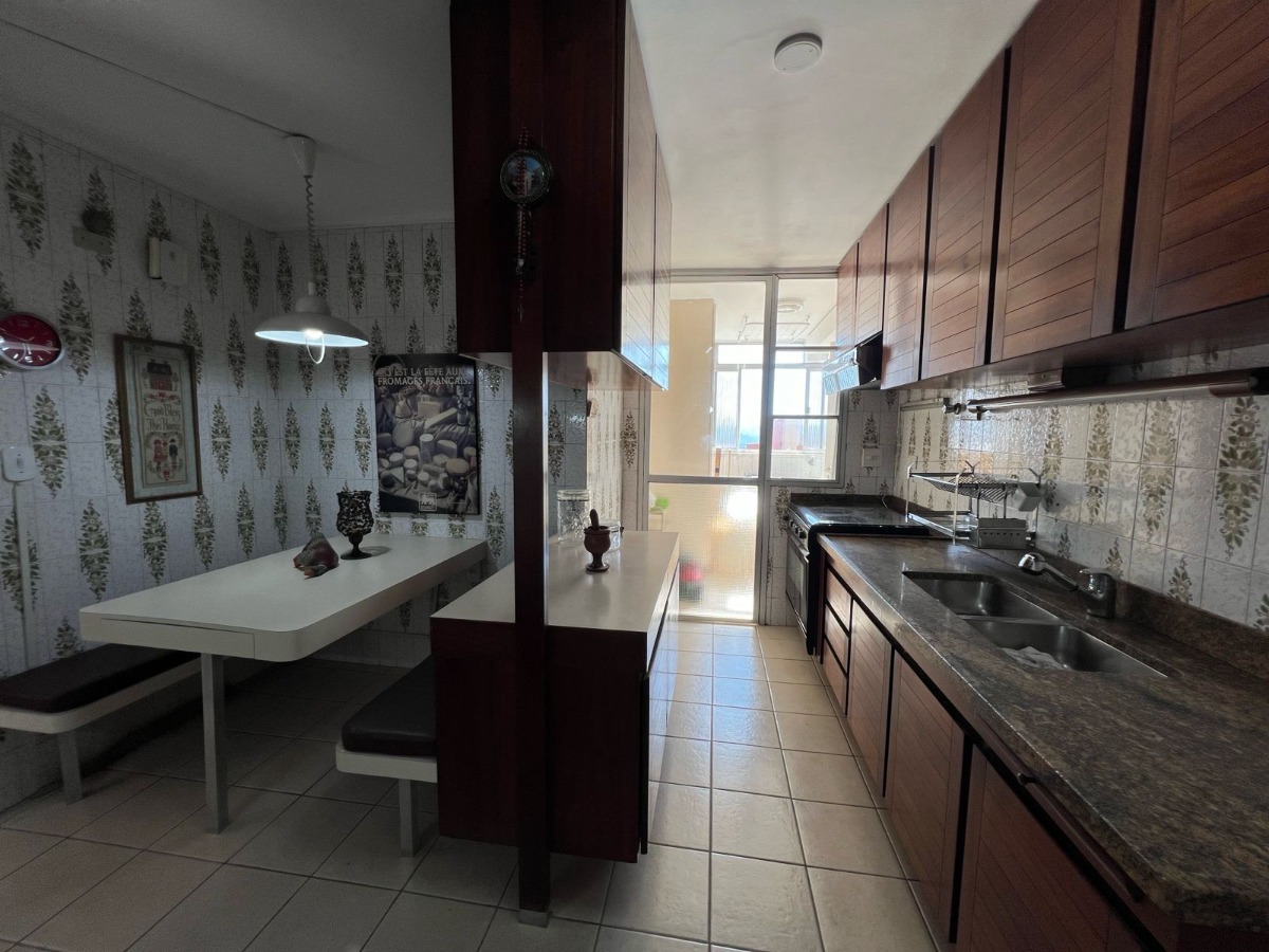 Apartamento à venda com 3 quartos, 126m² - Foto 11