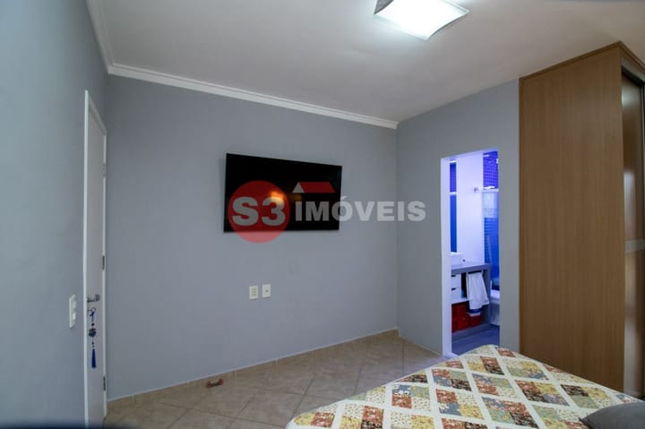 Casa à venda com 3 quartos, 300m² - Foto 23