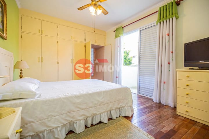 Casa à venda com 3 quartos, 240m² - Foto 21