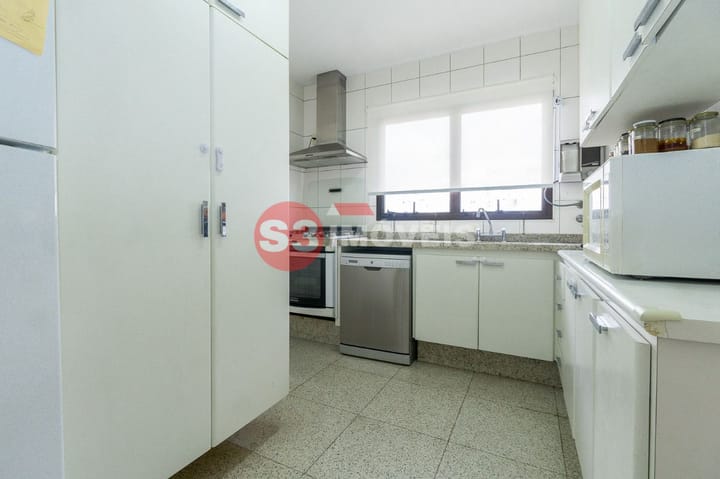 Apartamento à venda com 3 quartos, 201m² - Foto 16