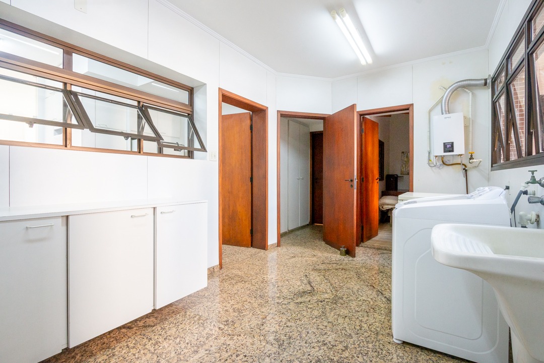 Apartamento à venda com 4 quartos, 270m² - Foto 41