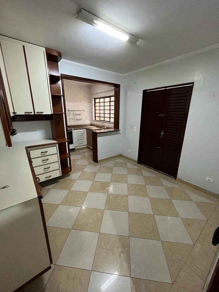 Casa à venda com 3 quartos, 198m² - Foto 13