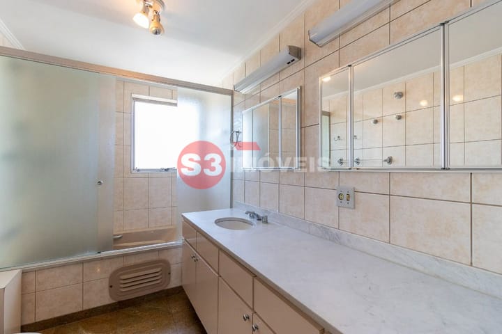 Apartamento à venda com 3 quartos, 227m² - Foto 27