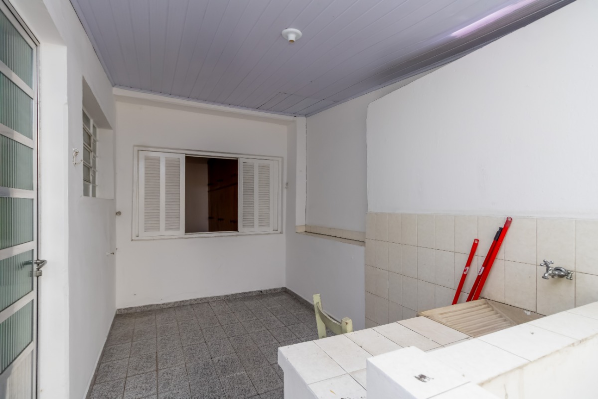 Casa à venda com 4 quartos, 150m² - Foto 24