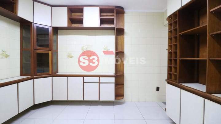 Casa à venda com 4 quartos, 188m² - Foto 14