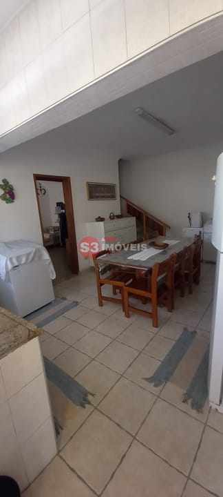 Casa à venda com 3 quartos, 270m² - Foto 10