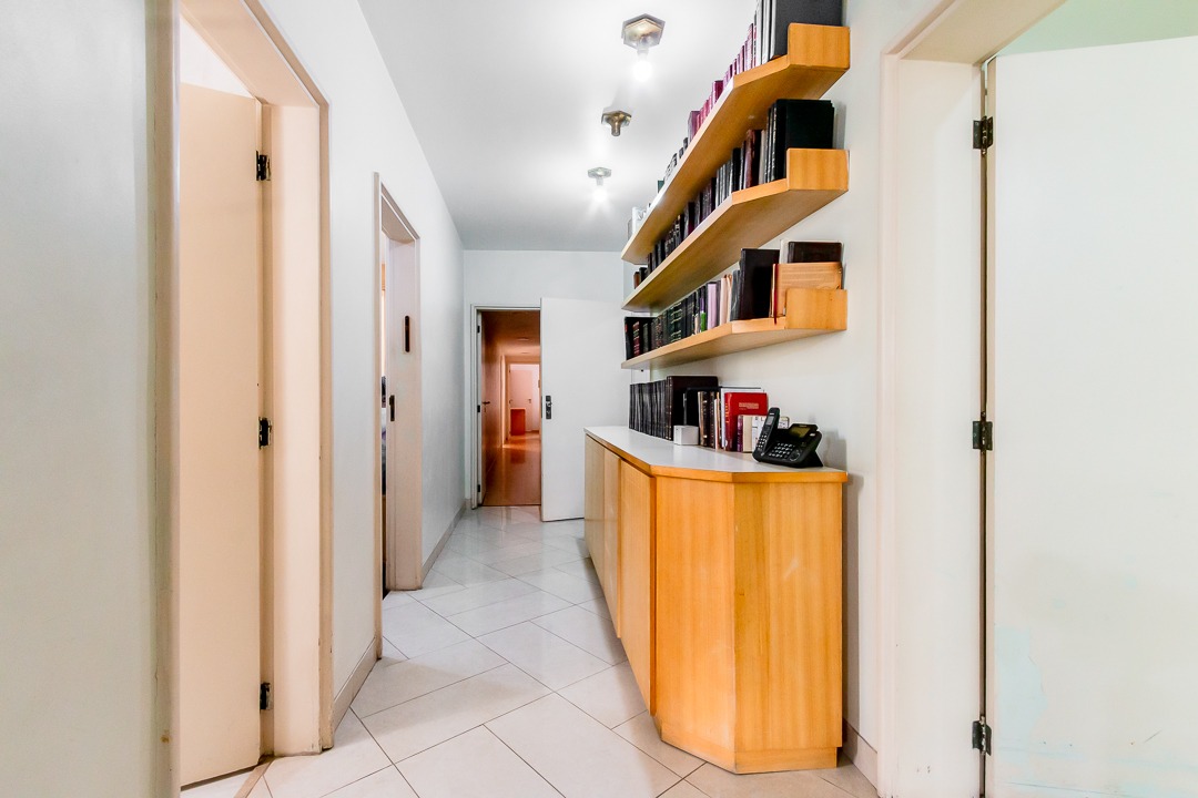 Apartamento à venda com 4 quartos, 287m² - Foto 21