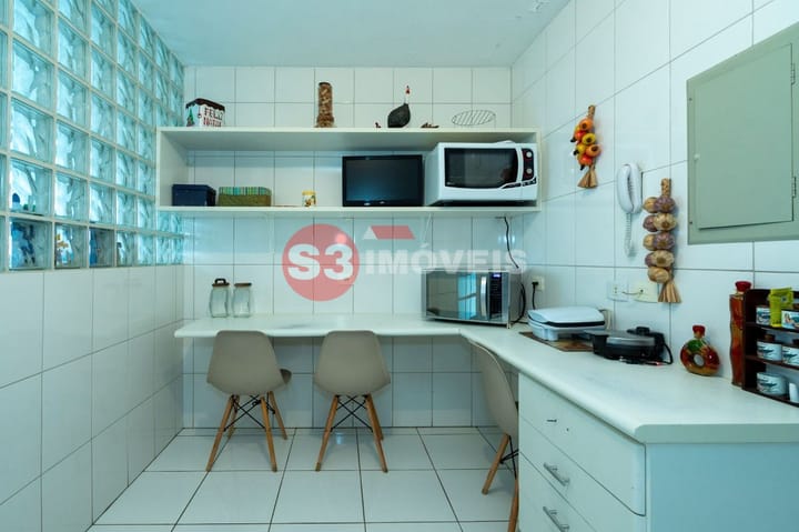 Apartamento à venda com 3 quartos, 130m² - Foto 28