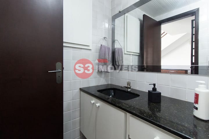 Casa à venda com 3 quartos, 191m² - Foto 13