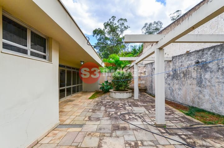 Casa à venda com 4 quartos, 595m² - Foto 7