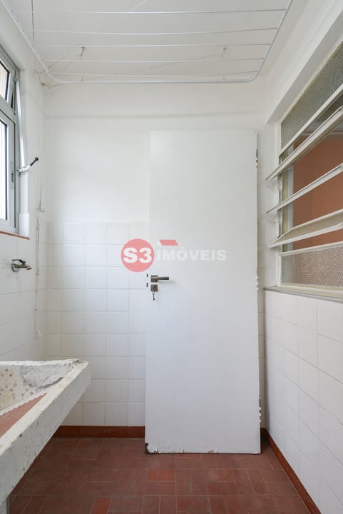 Apartamento à venda com 1 quarto, 41m² - Foto 21