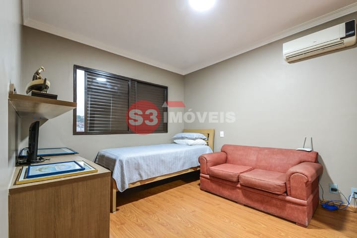 Casa à venda com 3 quartos, 215m² - Foto 35