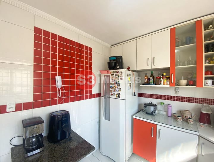 Apartamento à venda com 2 quartos, 61m² - Foto 11