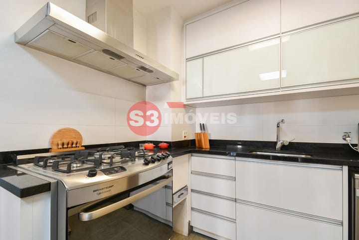 Apartamento à venda com 2 quartos, 104m² - Foto 11