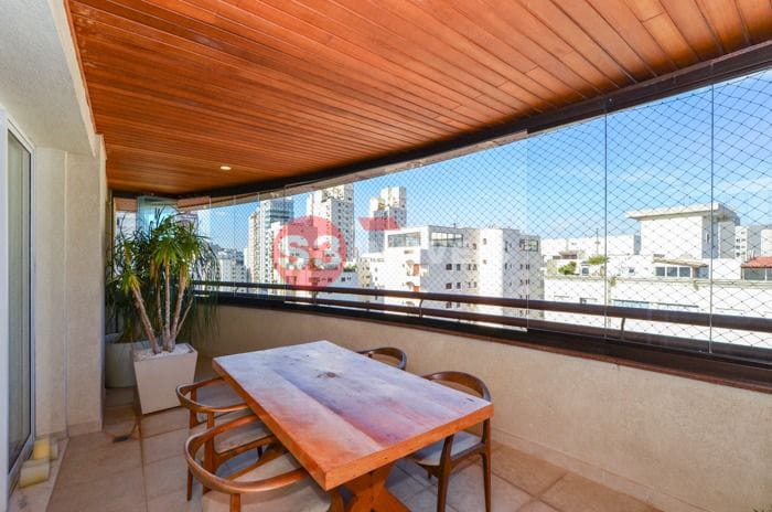 Apartamento à venda com 3 quartos, 202m² - Foto 38