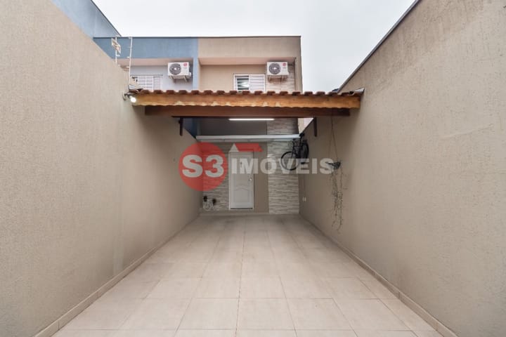 Casa à venda com 3 quartos, 103m² - Foto 1