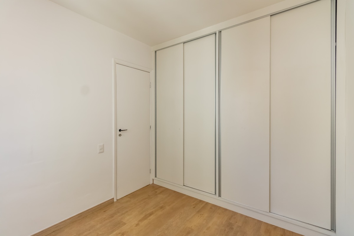 Apartamento à venda com 3 quartos, 96m² - Foto 15