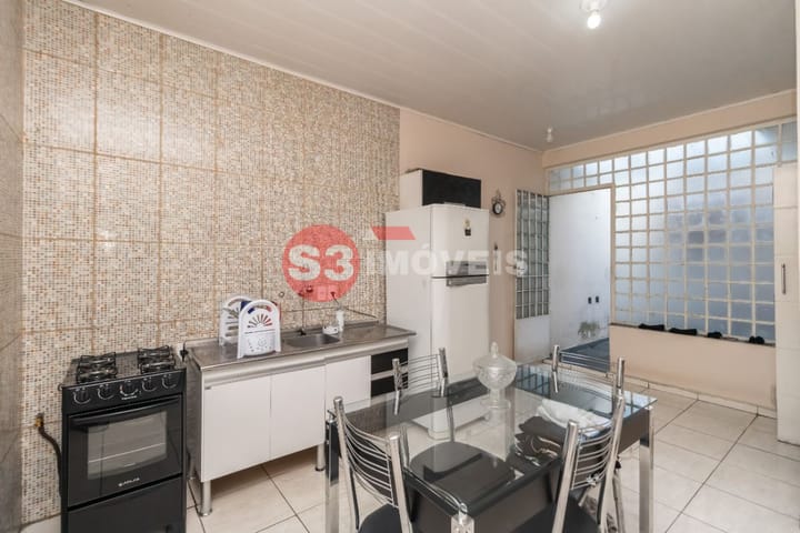 Casa à venda com 3 quartos, 221m² - Foto 23