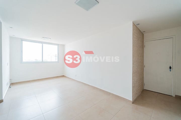 Apartamento à venda com 2 quartos, 61m² - Foto 1