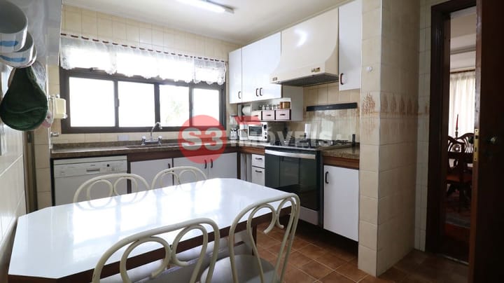 Apartamento à venda com 3 quartos, 200m² - Foto 36