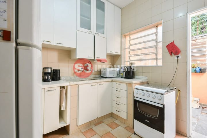 Casa à venda com 2 quartos, 100m² - Foto 10