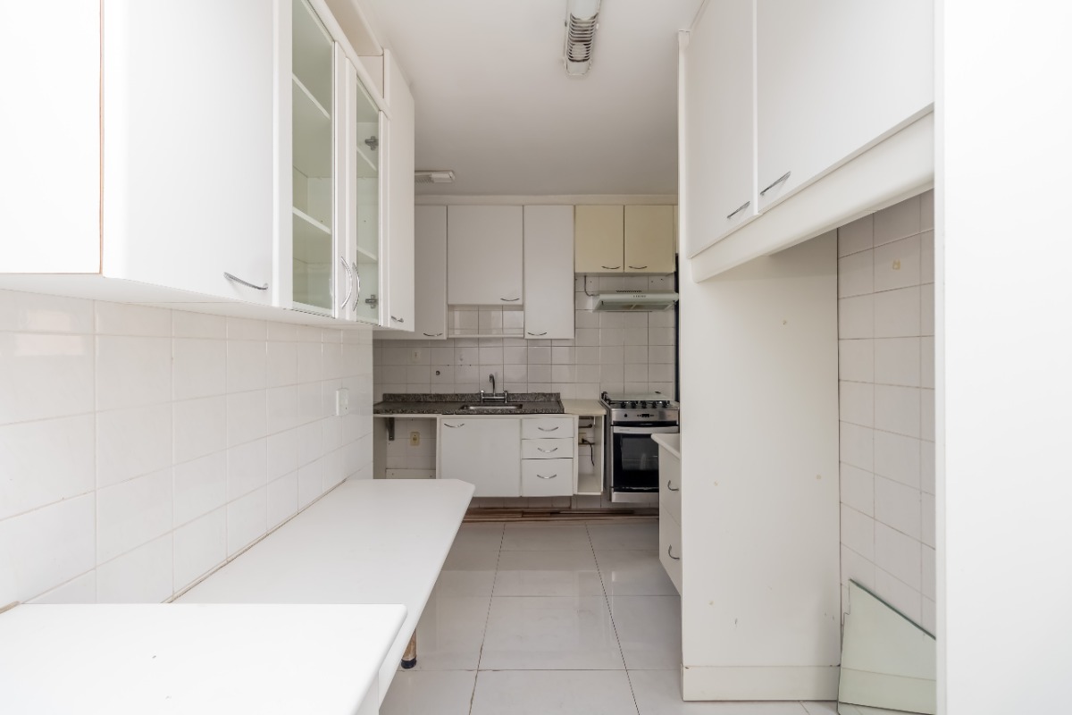 Apartamento à venda com 3 quartos, 96m² - Foto 8