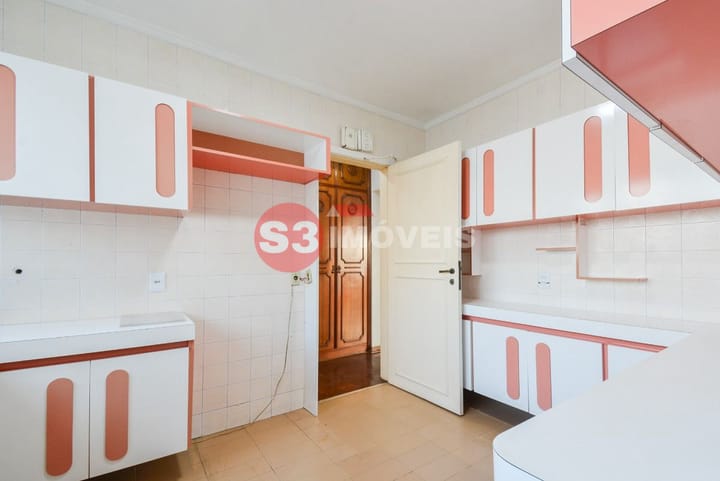 Apartamento à venda com 3 quartos, 142m² - Foto 27