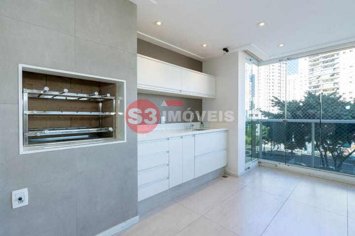 Apartamento à venda com 3 quartos, 235m² - Foto 15