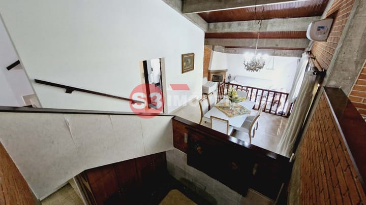 Casa à venda com 3 quartos, 245m² - Foto 20