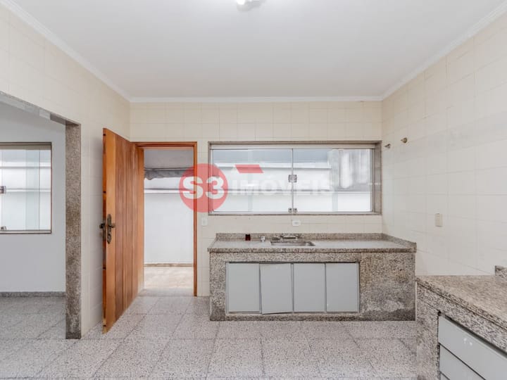 Casa à venda com 3 quartos, 250m² - Foto 23