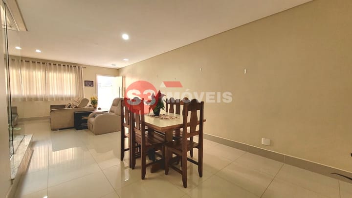 Casa à venda com 3 quartos, 245m² - Foto 30