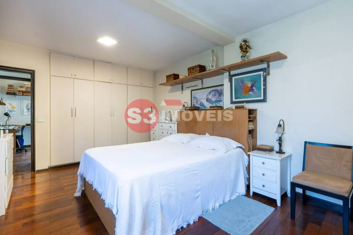 Casa à venda com 4 quartos, 240m² - Foto 26