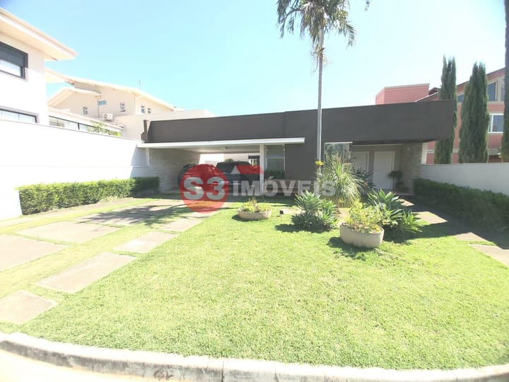 Casa de Condomínio à venda com 3 quartos, 242m² - Foto 3