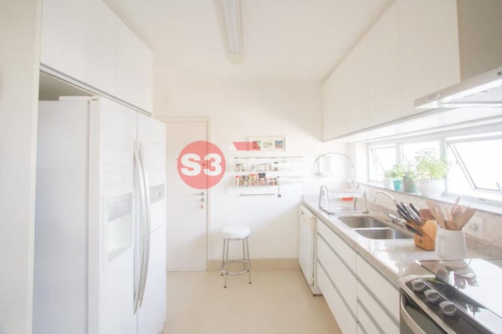 Apartamento à venda com 3 quartos, 121m² - Foto 26