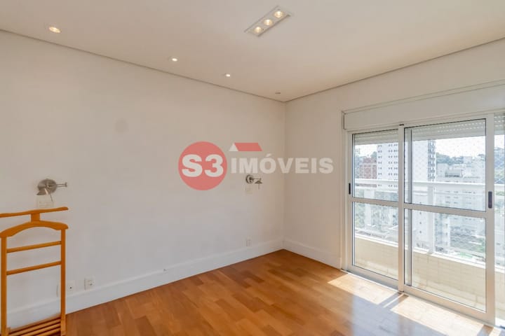 Apartamento à venda com 3 quartos, 184m² - Foto 18