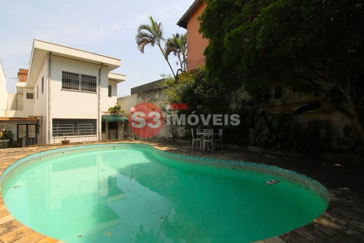 Casa à venda com 4 quartos, 350m² - Foto 35